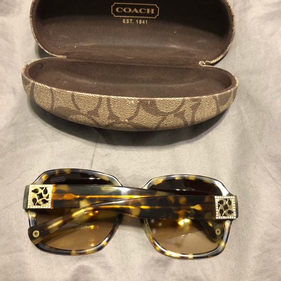 100% Authentic Coach Sunglasses - Picture 3 of 6